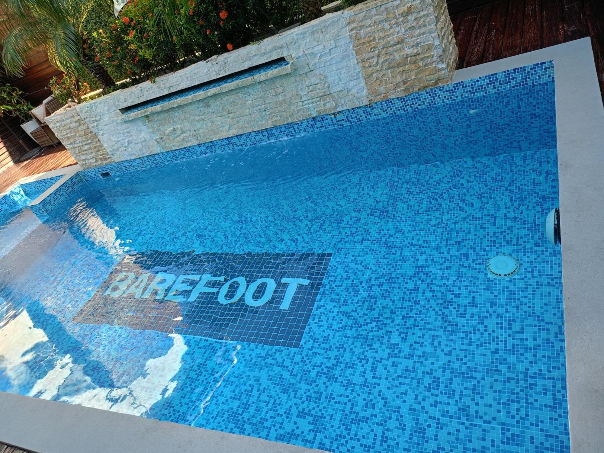 Barefoot Caye Caulker Hotel エクステリア 写真