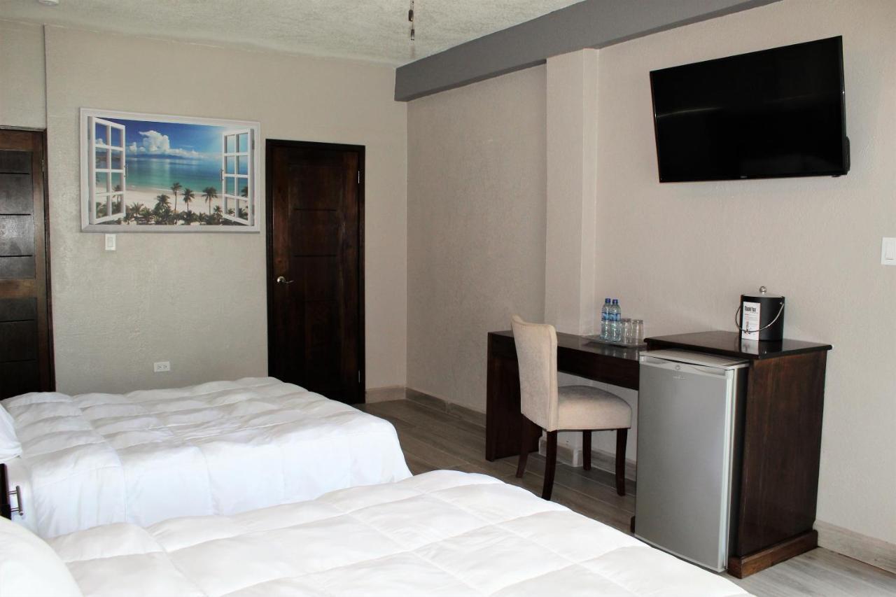 Barefoot Caye Caulker Hotel エクステリア 写真