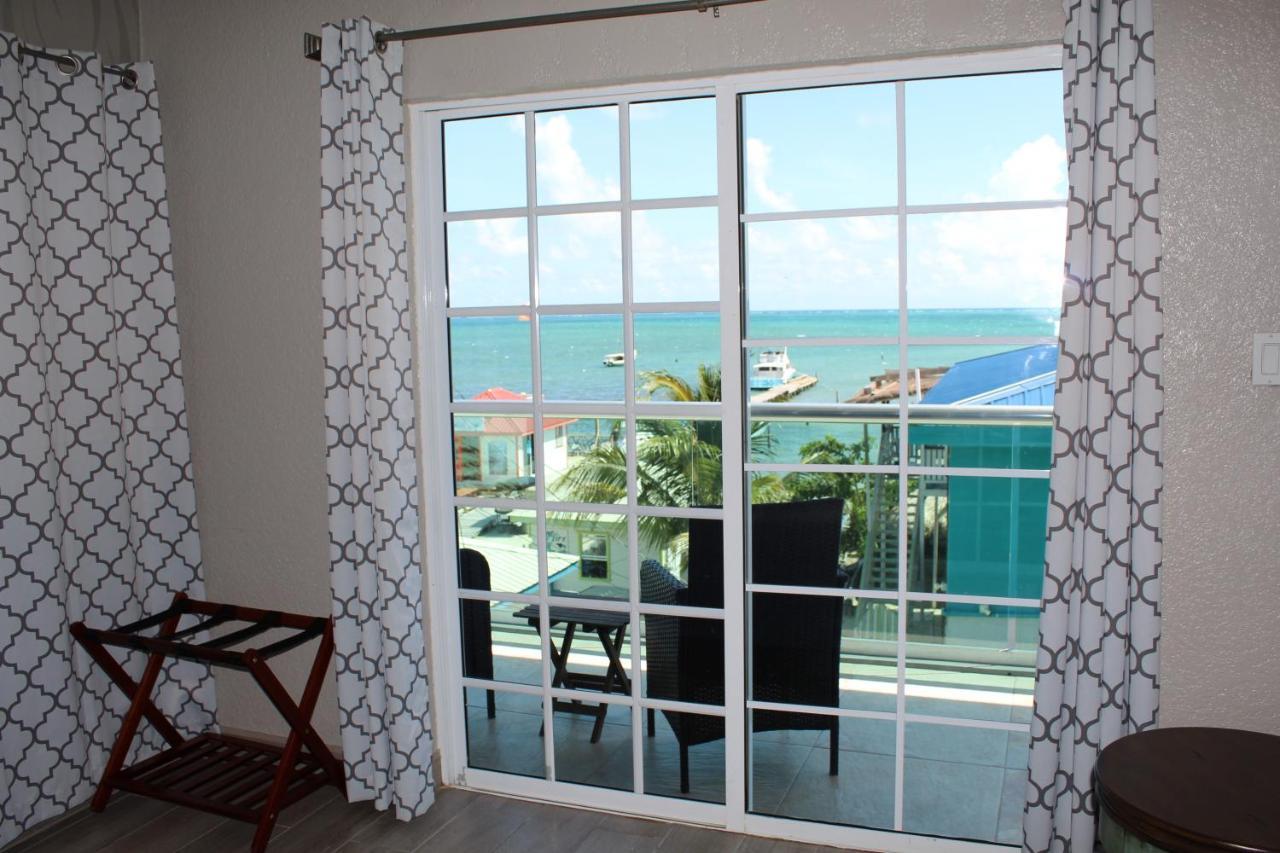 Barefoot Caye Caulker Hotel エクステリア 写真