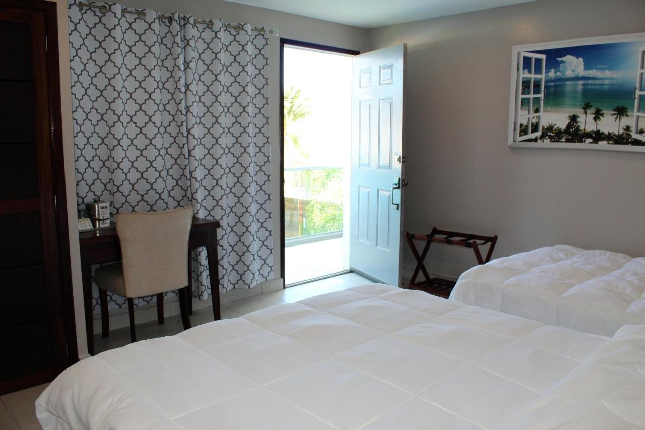 Barefoot Caye Caulker Hotel エクステリア 写真