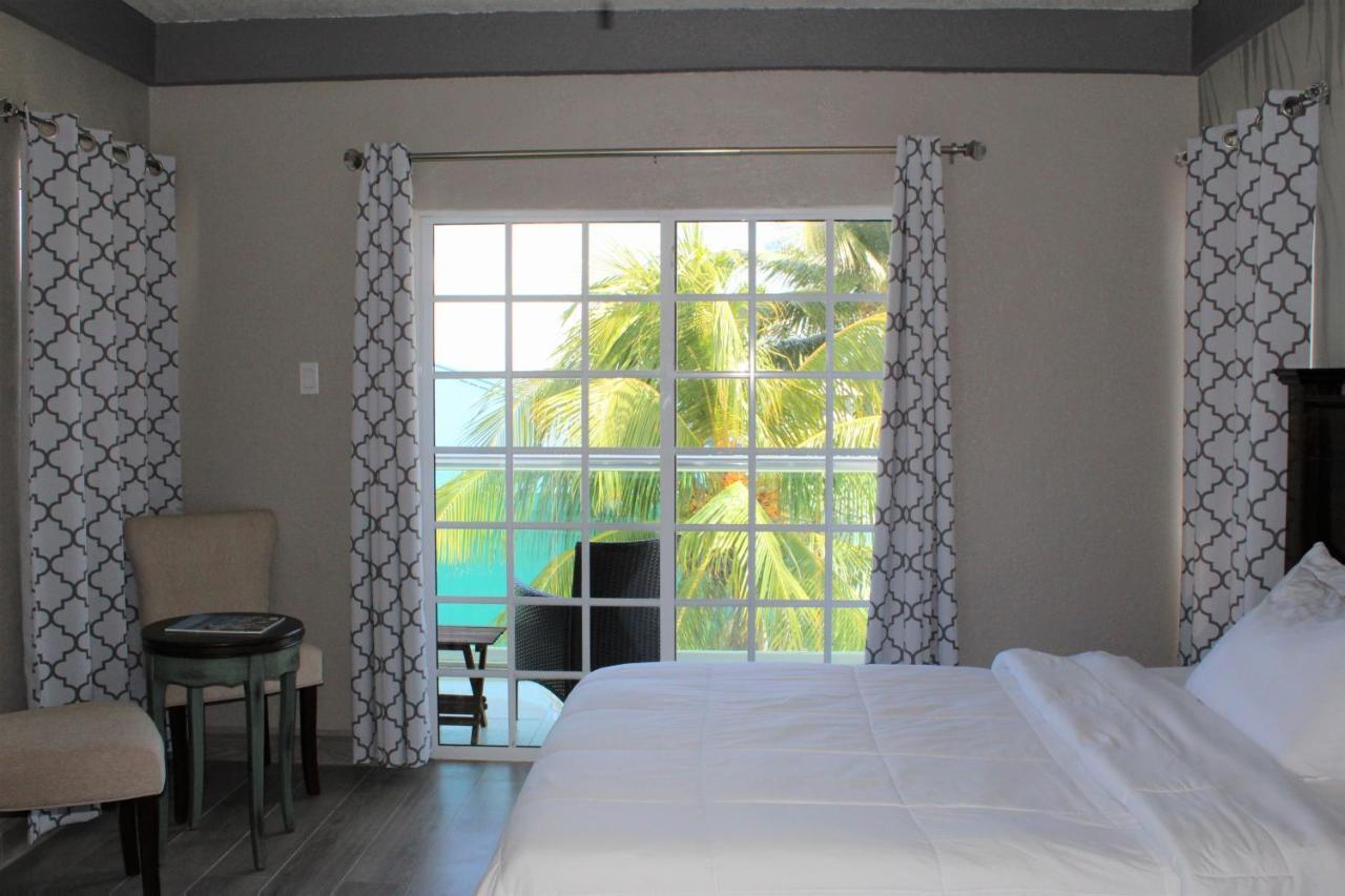 Barefoot Caye Caulker Hotel エクステリア 写真
