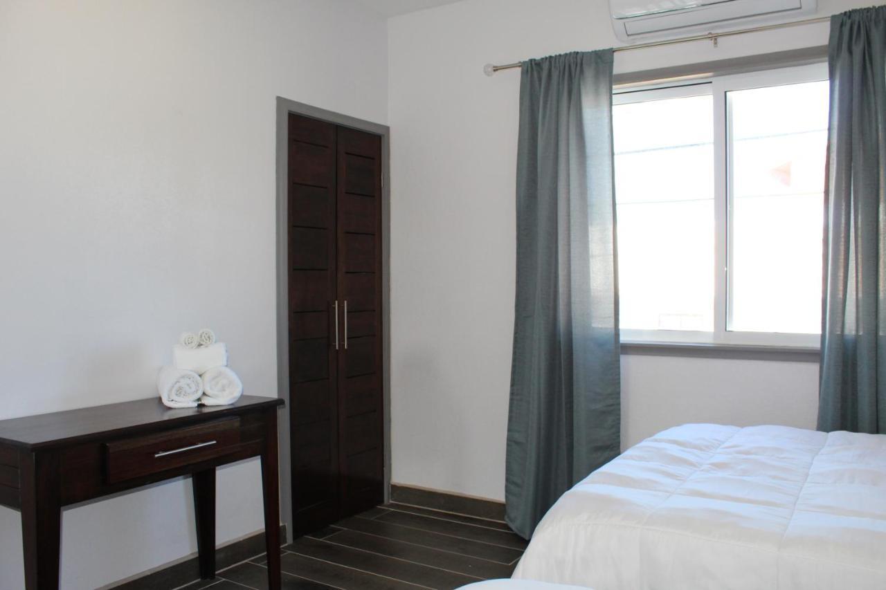 Barefoot Caye Caulker Hotel エクステリア 写真